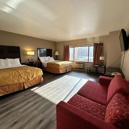 Rodeway Inn & Suites Madison East Esterno foto