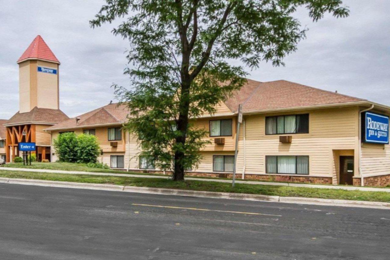 Rodeway Inn & Suites Madison East Esterno foto