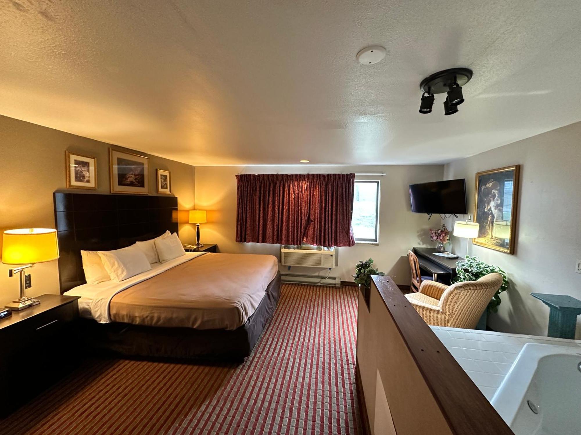 Rodeway Inn & Suites Madison East Esterno foto